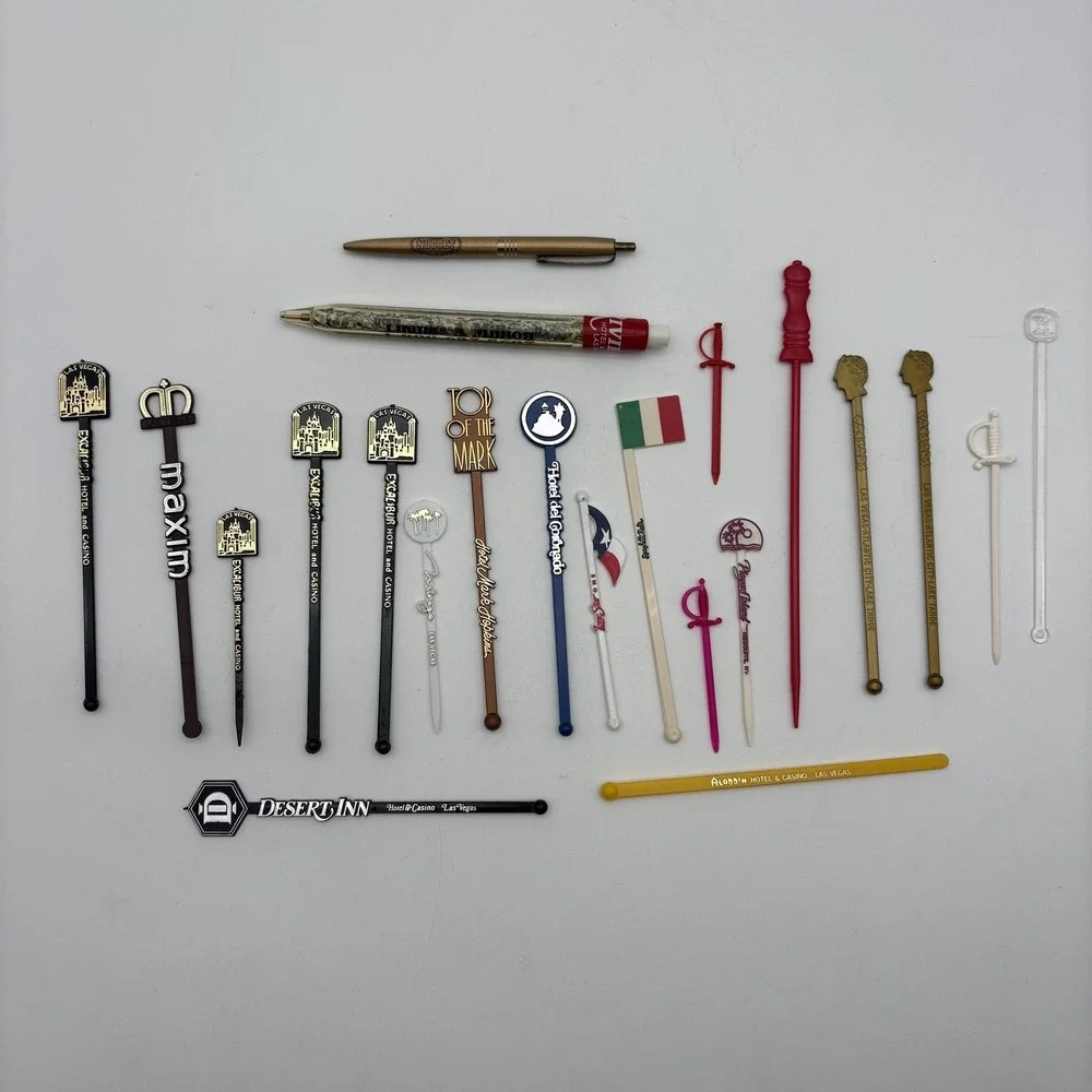 Vintage Casino Swizzle Sticks & Pens Lot 24 Excalibur Caesars Desert Inn‎ Vegas